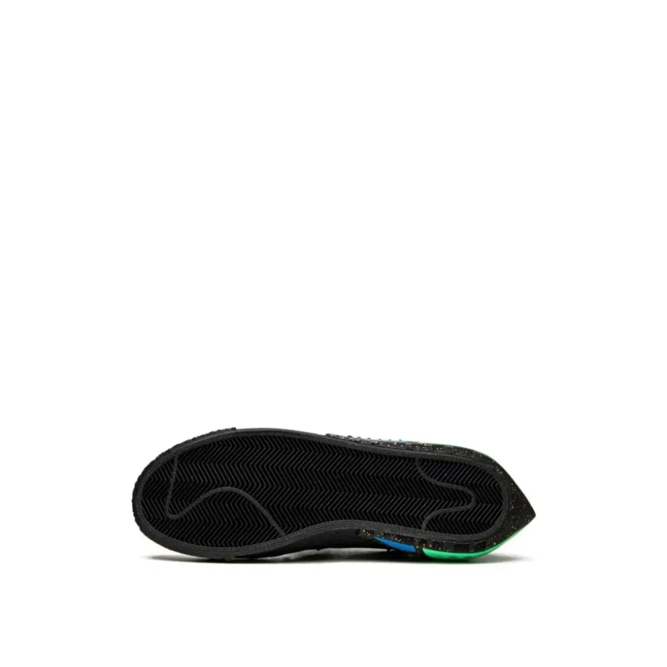 Blazer Low '77 x Off-White Sneakers