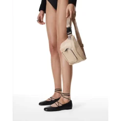 Borsa a marsupio beige con motivo in rilievo