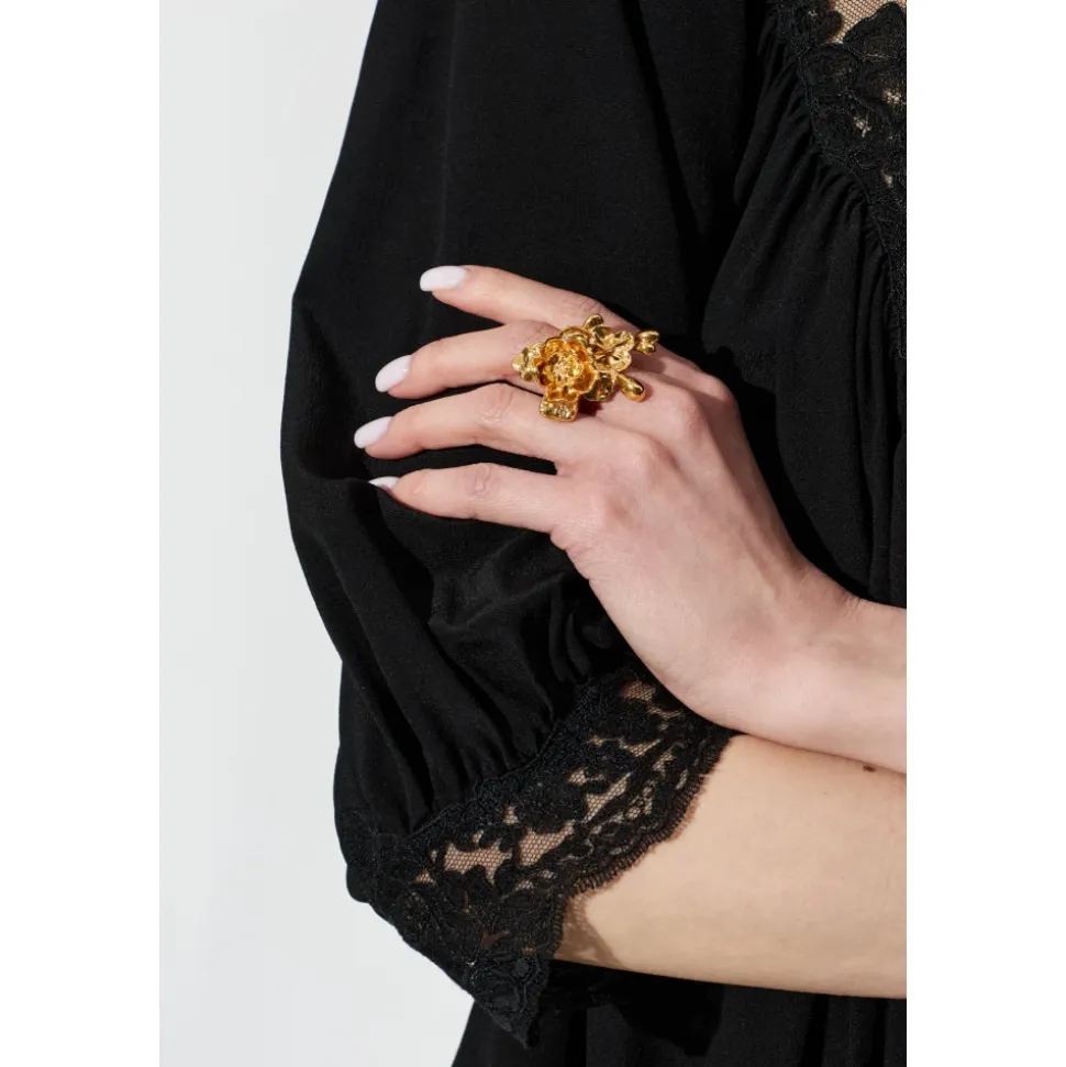 Bouquet Ring