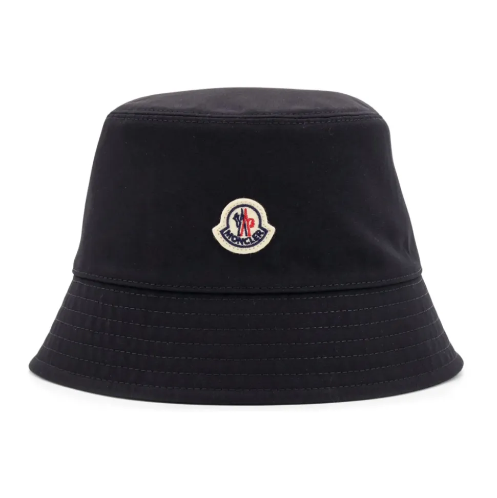 Cappello a secchiello cucito con logo