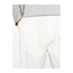 Chinos