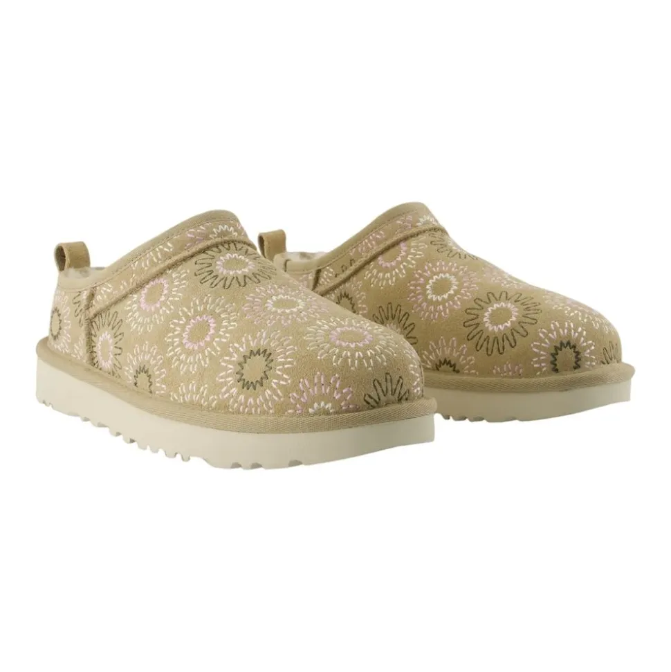 Classic Micro Sun Stitch Ankle Boots