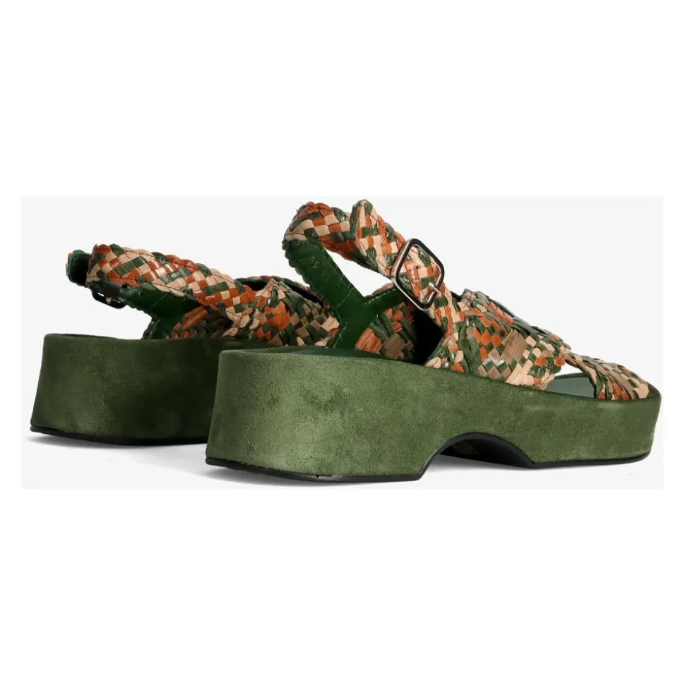 Dona Sandal