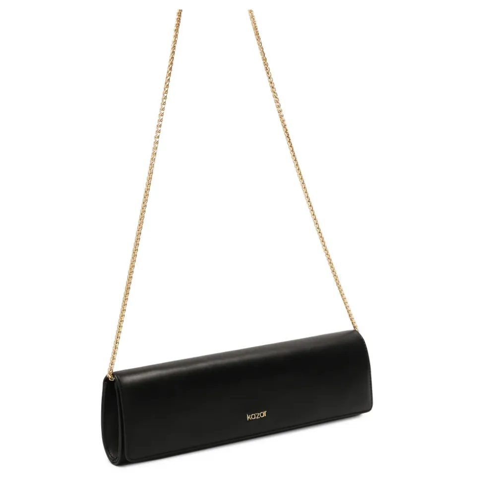 Elegante pochette nera con forma oblunga