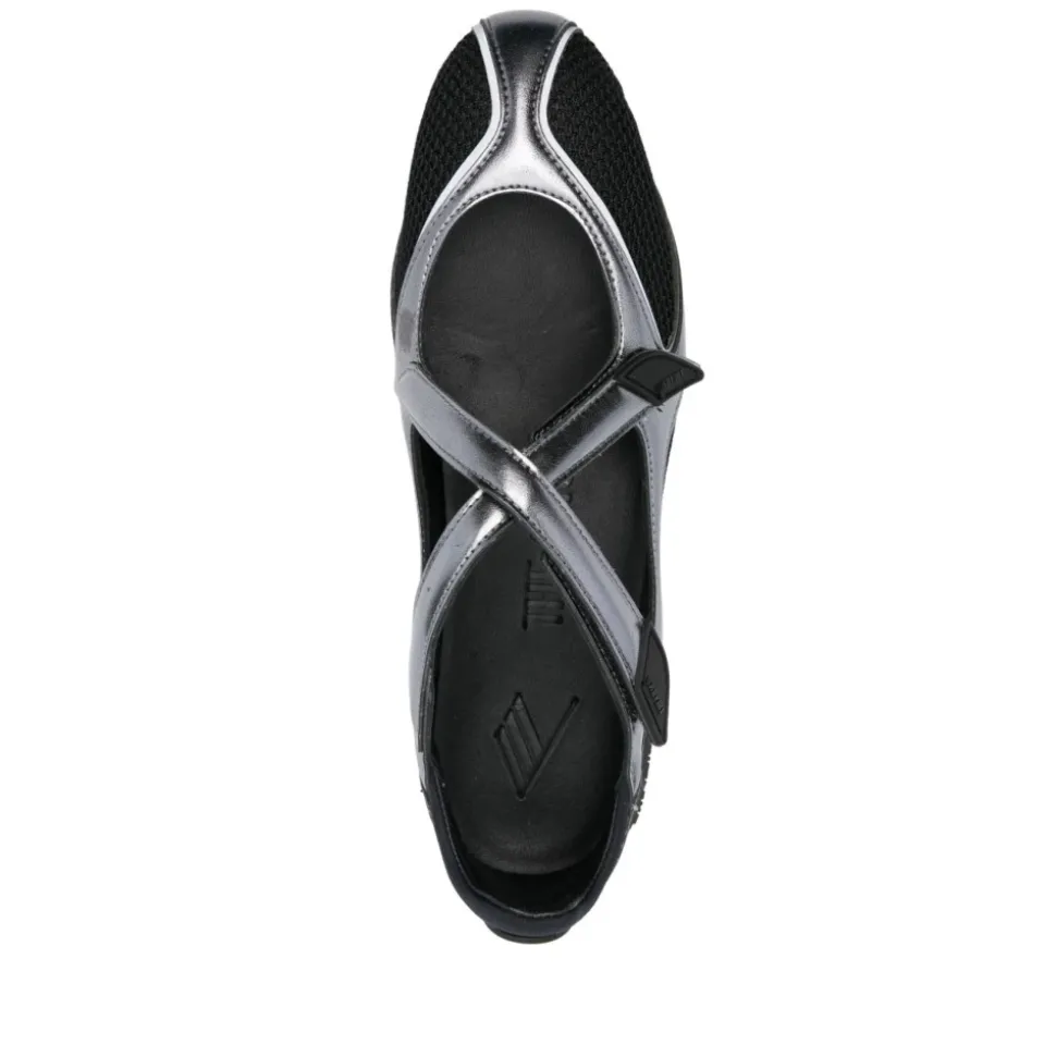 Floor 01 Ballerina