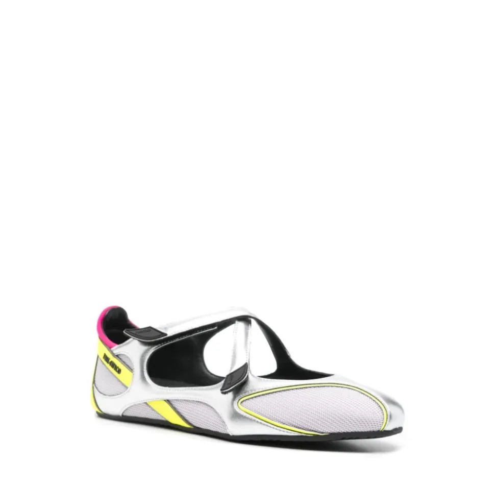 Floor 001 Ballerinas