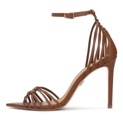 Irina Sandal