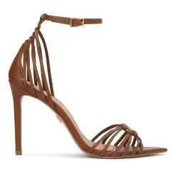 Irina Sandal