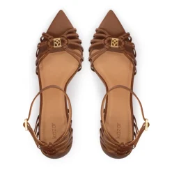 Irina Sandal