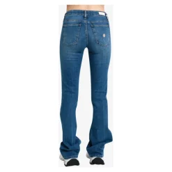 Jeans a zampa