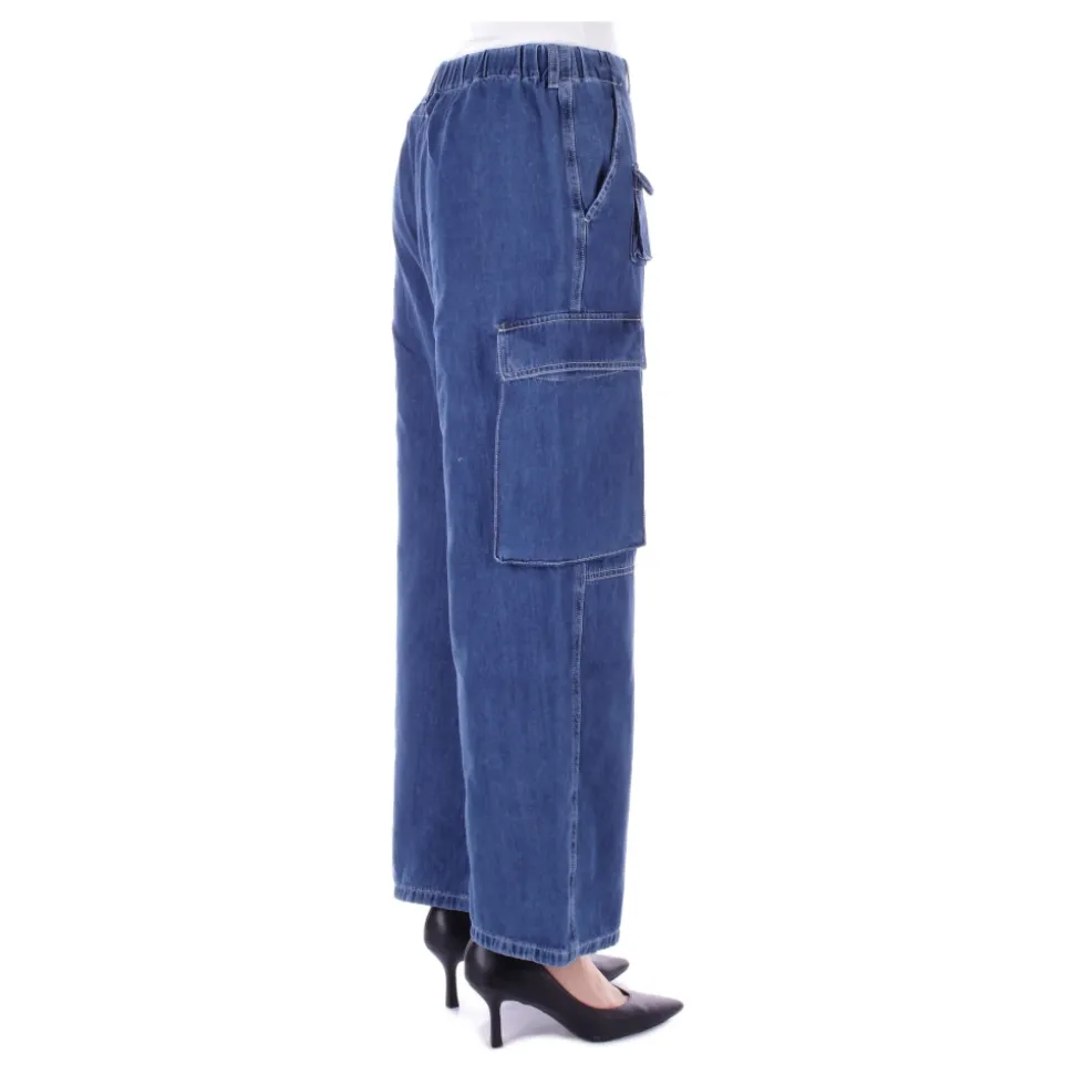 Jeans blu con zip e tasche