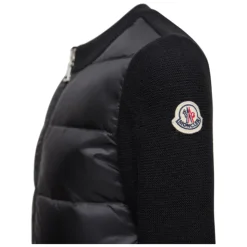 Maglione nero con costine