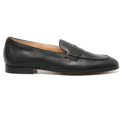 Mocassini in pelle nera casual piatti