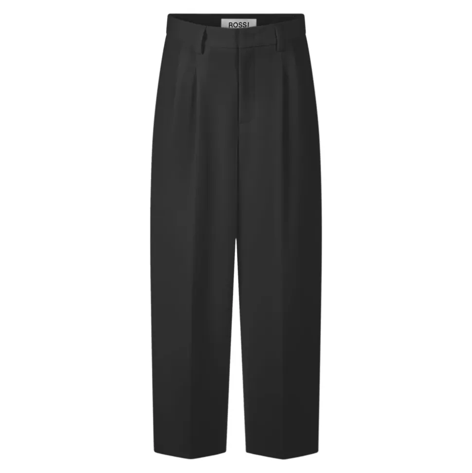 Noa Crop Fluid Cade