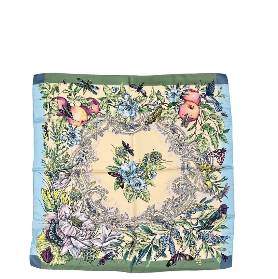 Norma Foulard