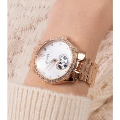 Orologio da polso con bracciale in acciaio inossidabile e quadrante a forma di cuore