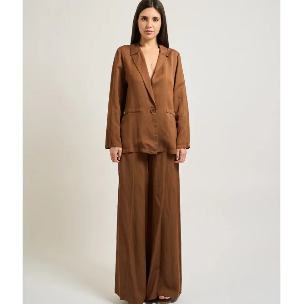 Pantaloni a gamba larga