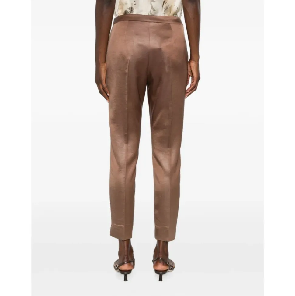 Pantaloni cropped