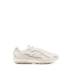 Running Shoes
