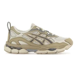 Running Shoes