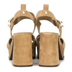 Sandalia in camoscio beige con cinturino alla caviglia