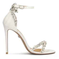 Sandali da sposa bianchi decorati con zirconi