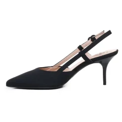 Scarpe nere piatte con tacco a spillo