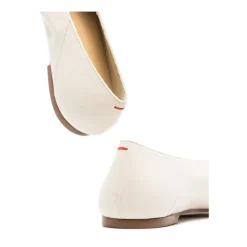 Scarpe piatte stampa serpente bianco crema