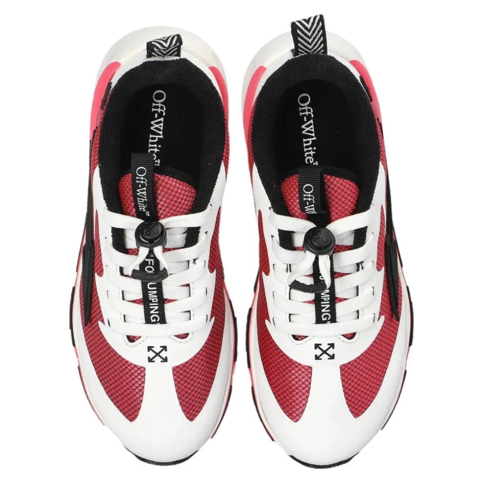 Scarpe sportive per saltare