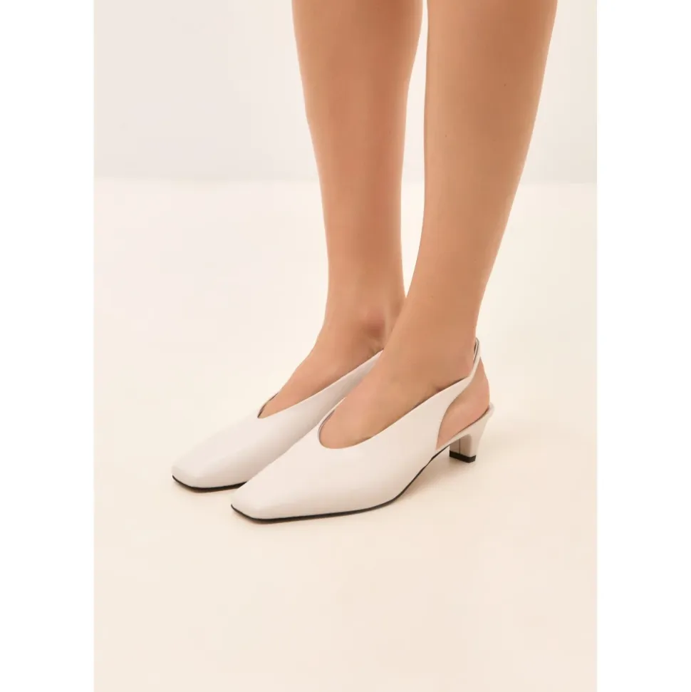 Slingback Heels con Punta Quadrata - Bianco