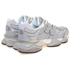 Sneaker New Balance 9060 in ecopelle e tessuto