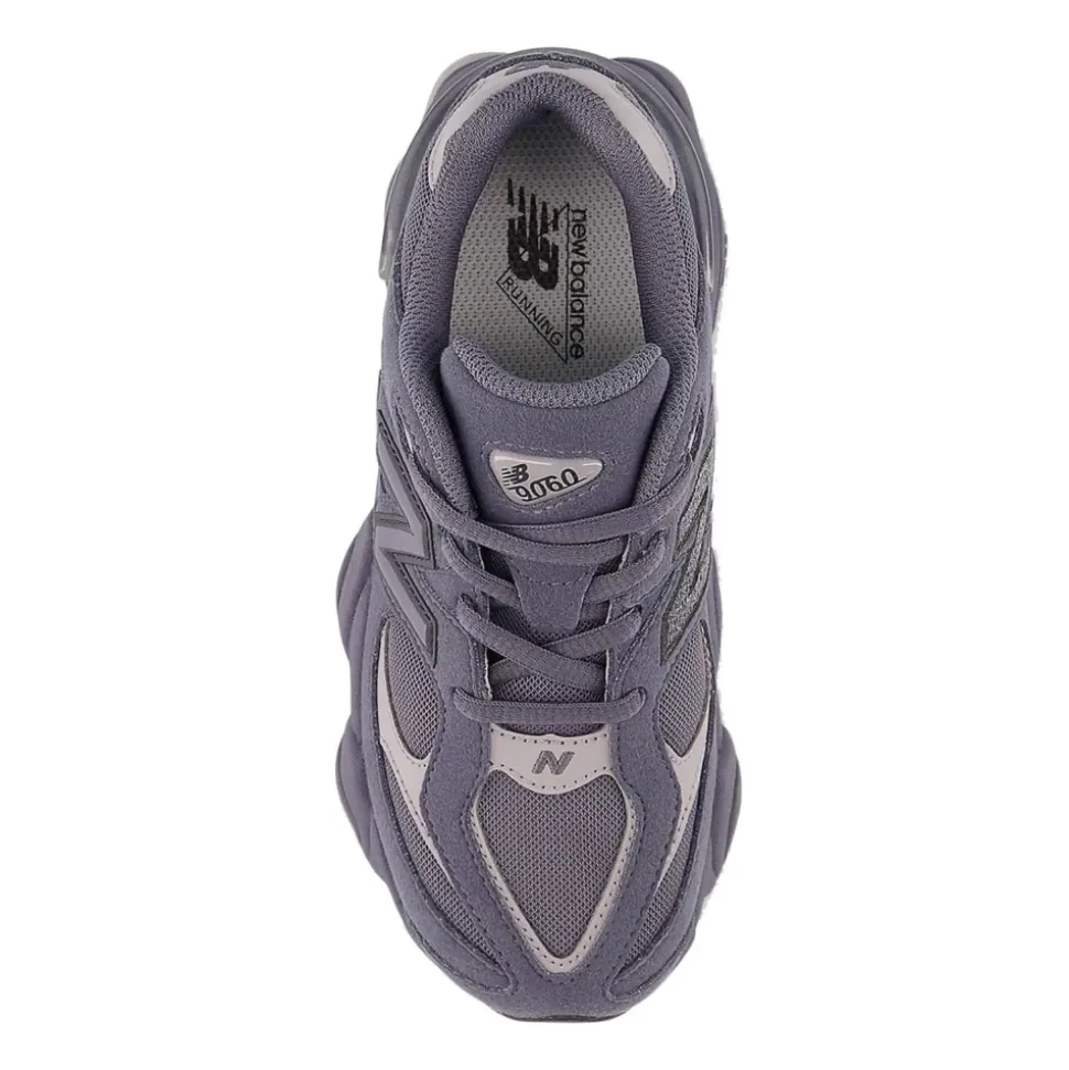 9060 Sneakers