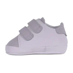 9060 Sneakers