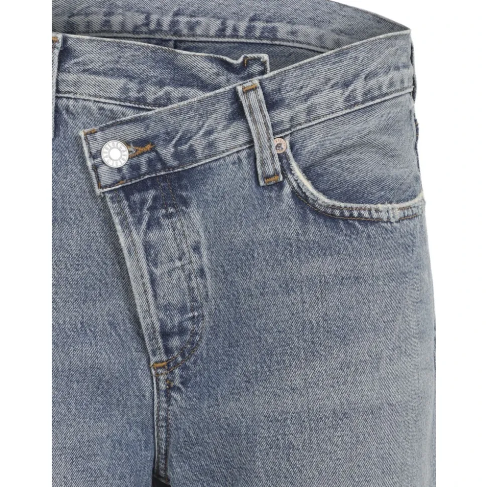 Straight Jeans