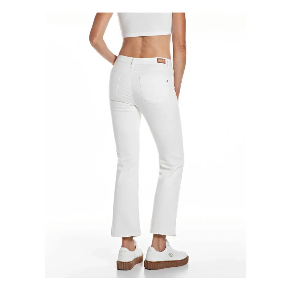 WB516 Boot-cut Jeans