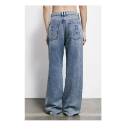 Wide Jeans