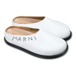 Zoccoli in pelle con suola nera